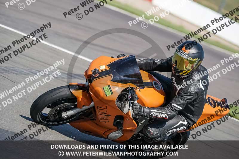donington no limits trackday;donington park photographs;donington trackday photographs;no limits trackdays;peter wileman photography;trackday digital images;trackday photos